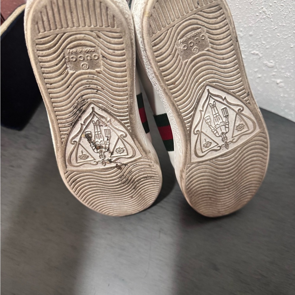 Gucci White Leather Sneakers with Green & Red Web and Gold Bee - Picture 8 of 12